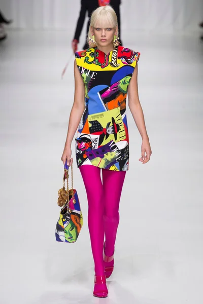 Look 48